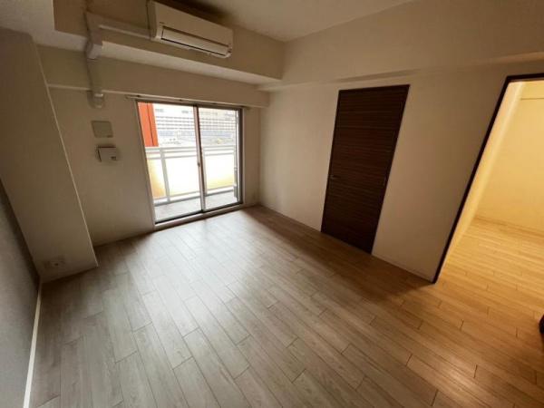 アプリーレ中之島