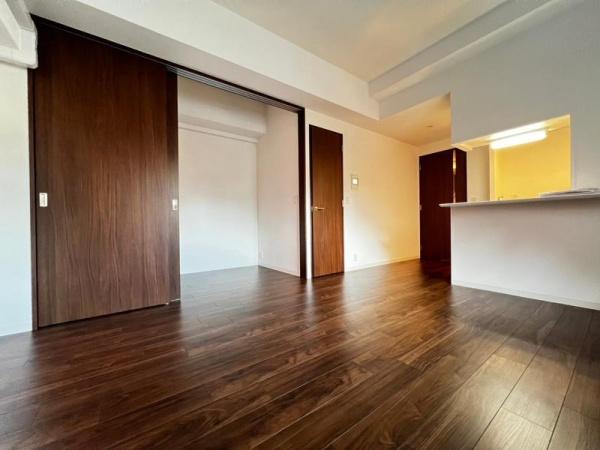 アプリーレ中之島