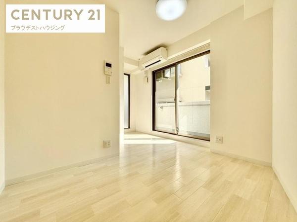 エストゥルースプラス大阪福島