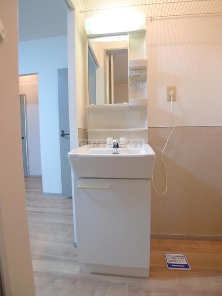 サンビレッジ芳崎　B棟