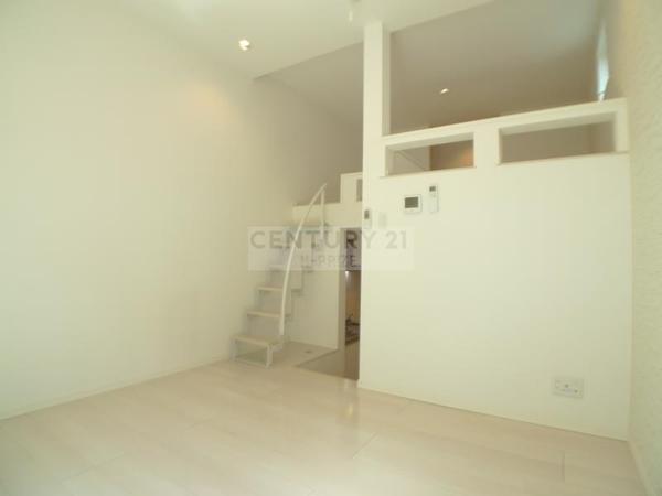 ＣａｓｔｌｅＥａｓｔ　Ｌ’ｓ