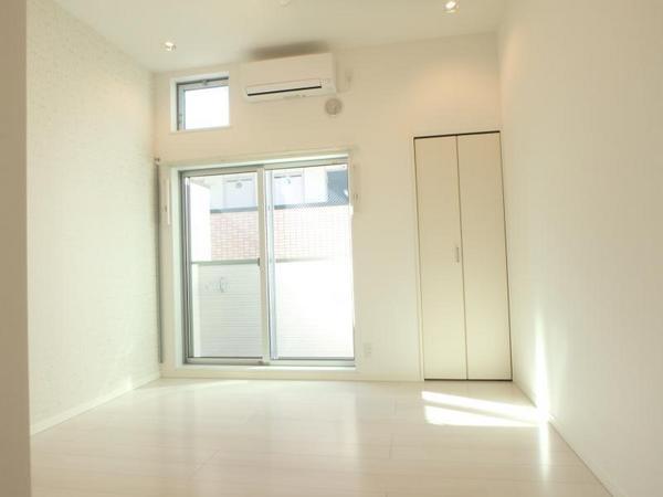 ＣａｓｔｌｅＥａｓｔ　Ｌ’ｓ