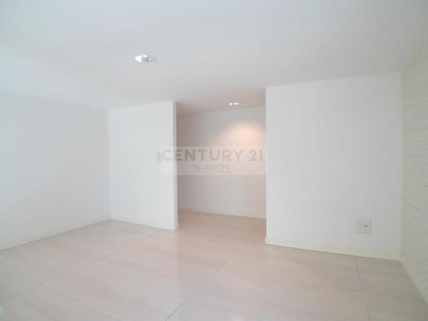 ＣａｓｔｌｅＥａｓｔ　Ｌ’ｓ