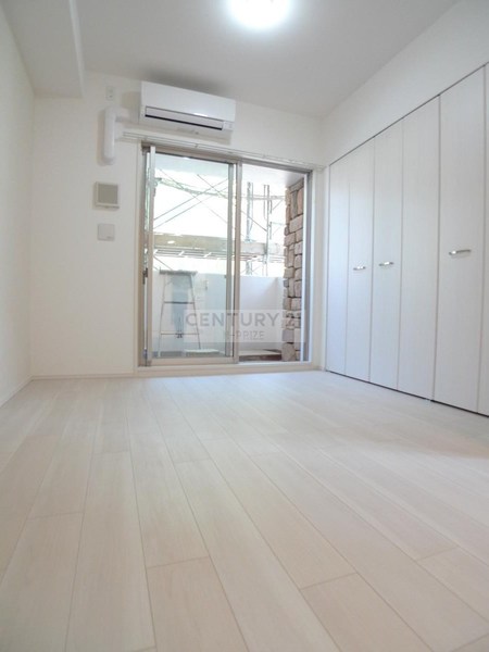 スプランディッド放出