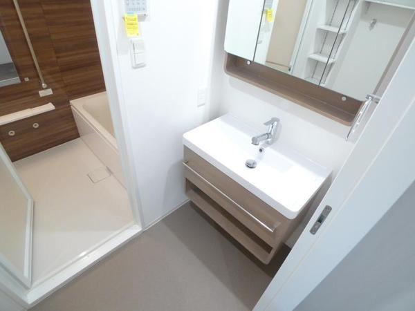 セレニテフラン野田阪神駅前