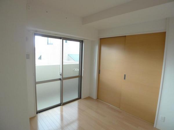 フェビエンローズ