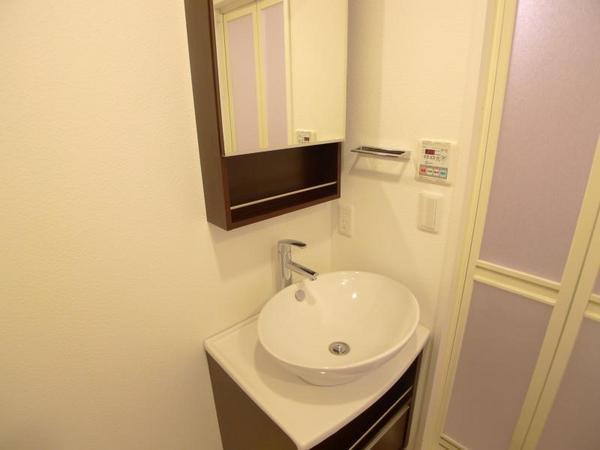 レジュールアッシュ福島レジデンス