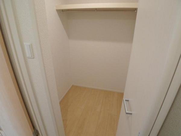 ウイングコート吉野