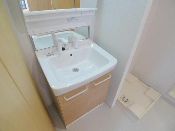 ウイングコート吉野