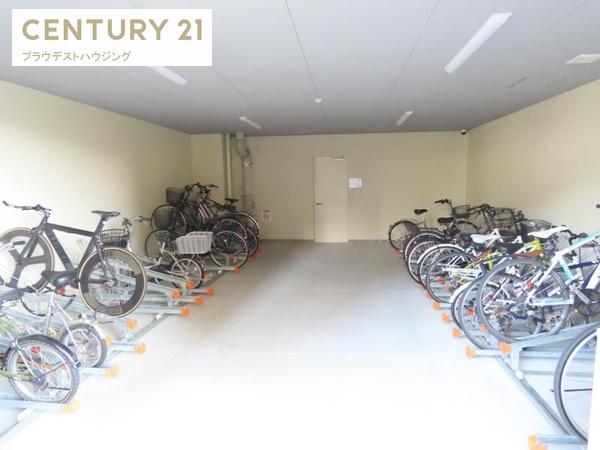 ＳＫ　ＲＥＳＩＤＥＮＣＥＳ放出