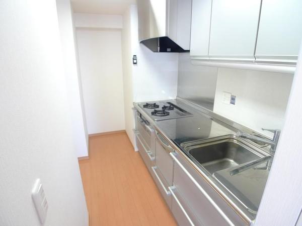 ローレルタワーサンクタス梅田