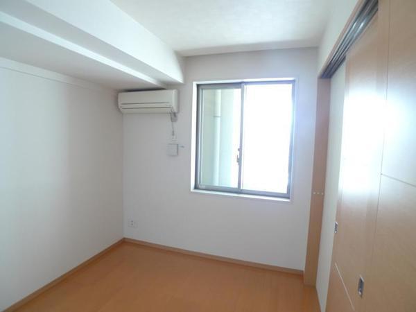 ローレルタワーサンクタス梅田