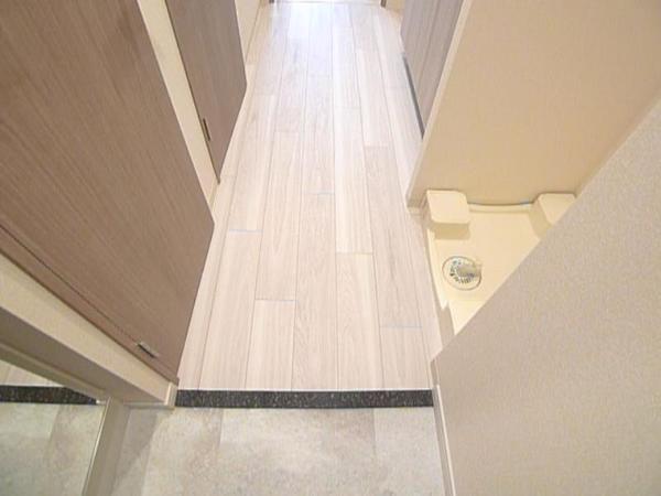 プレサンス福島ミッドエル