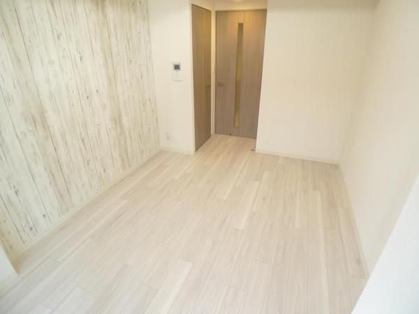 プレサンス福島ミッドエル