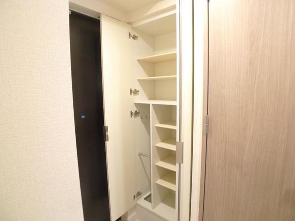 プレサンス福島ミッドエル