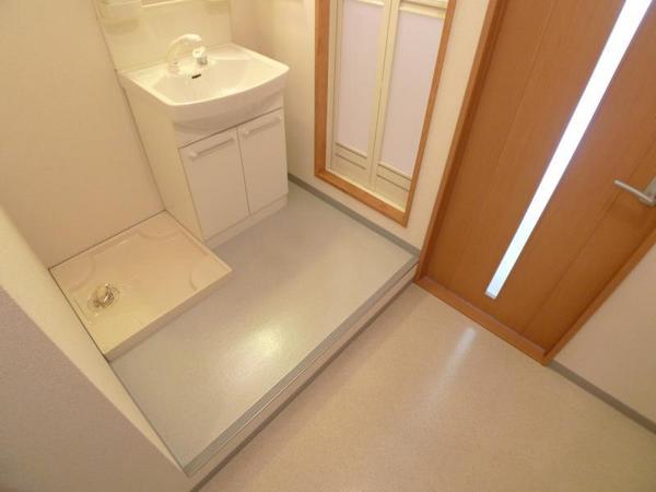 嵜本レジデンス福島