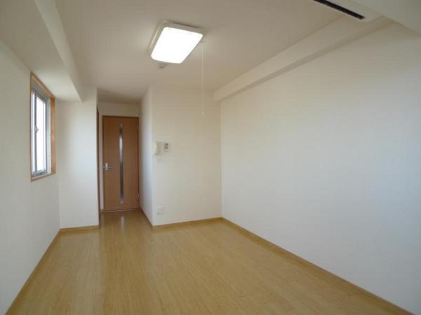 嵜本レジデンス福島