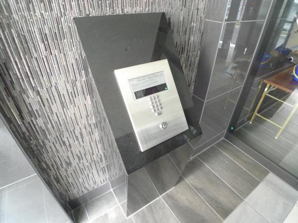 アドバンス西梅田フォルン