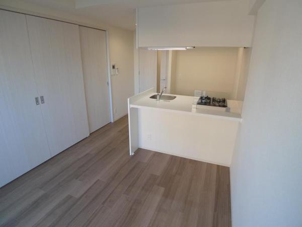 アドバンス西梅田フォルン