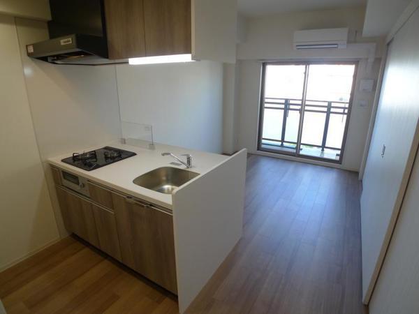 アドバンス西梅田フォルン