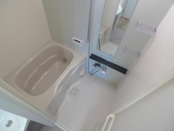 アドバンス西梅田フォルン