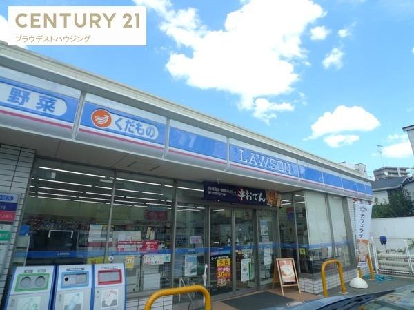 大阪市城東区成育４丁目のアパート(ローソン成育三丁目店)