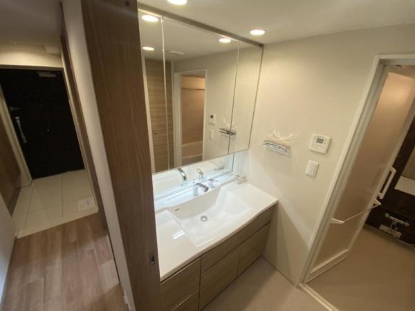 プレサンスロジェ新梅田