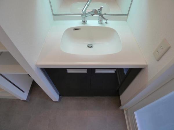 レジュールアッシュ福島