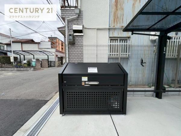 エス．フィールド奏