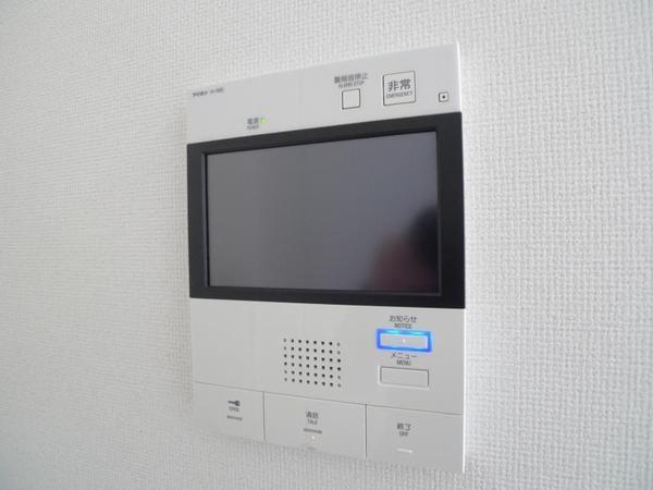 セレニテ福島カルム