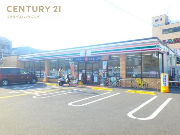 ＣＩＴＹ　ＳＰＩＲＥ鶴見(セブンイレブン大阪緑1丁目店)