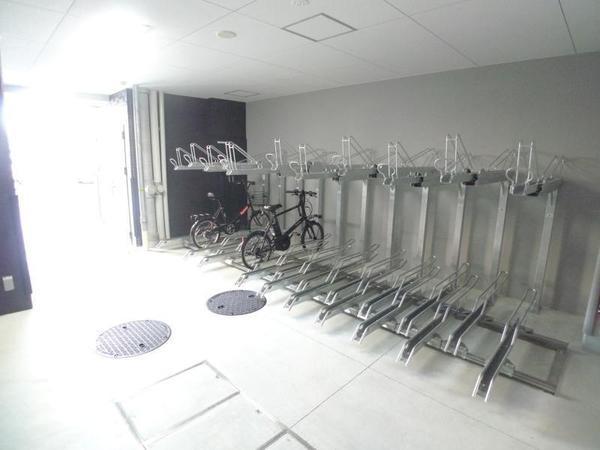 ララプレイス大阪福島プレッソ