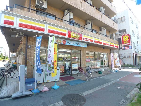 緑橋コーポ２号棟(ニューヤマザキデイリーストア城東東中浜店)