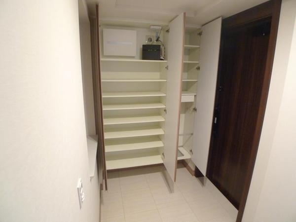 グランドメゾン新梅田タワーＴＨＥ　ＣＬＵＢＲＥＳＩＤＥＮＣＥ
