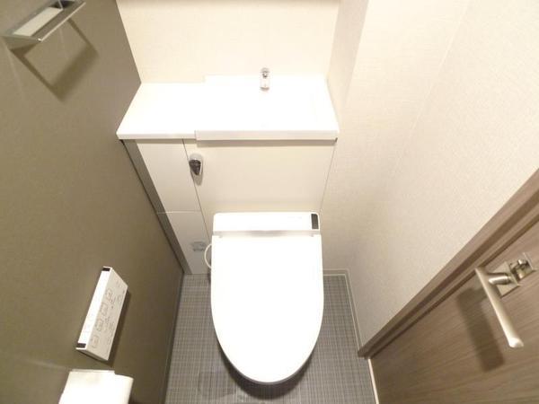 プレサンスロジェ大阪福島