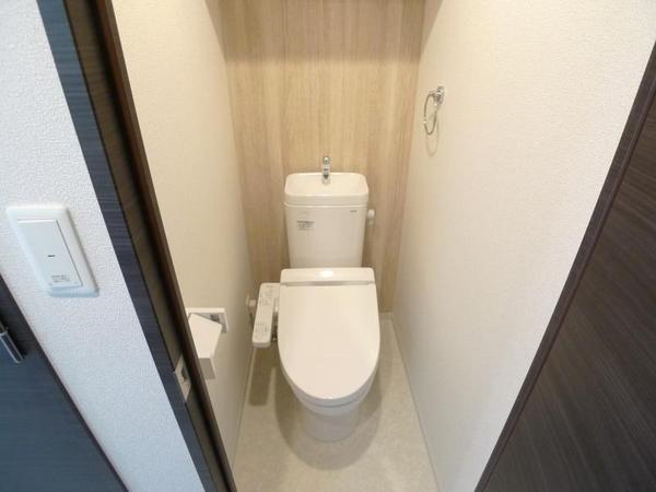 ララプレイス梅田西イルミナーレ