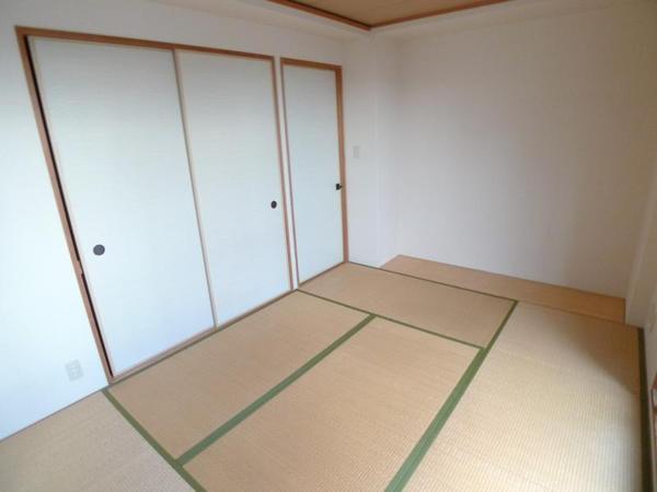 グレースコート三番館