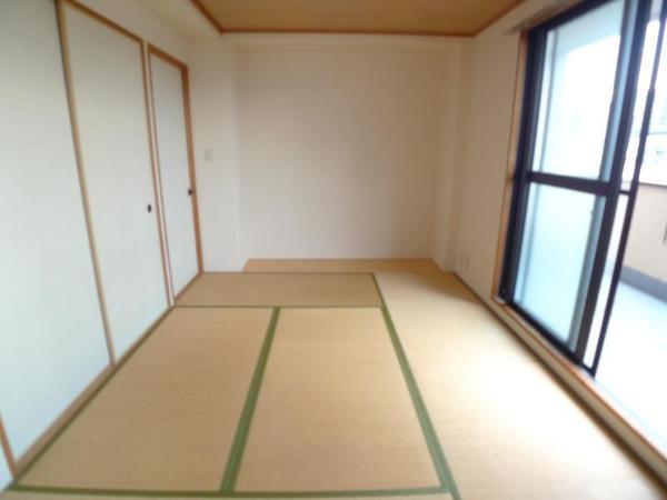 グレースコート三番館