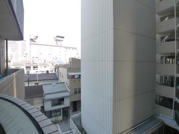 ファミーユ西梅田