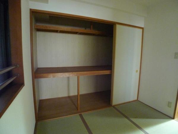 ファミーユ西梅田