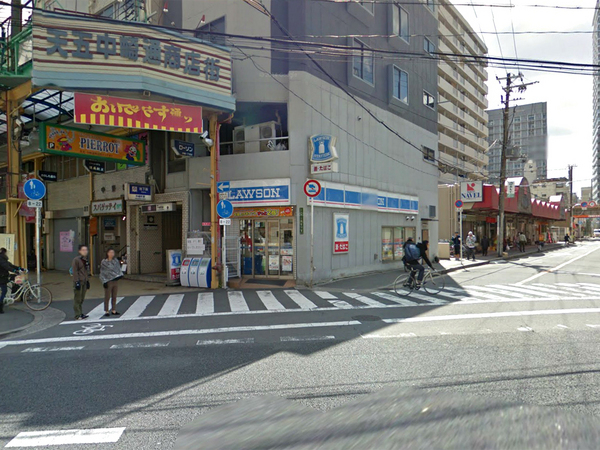 アザレア梅田(ローソン中崎一丁目店)