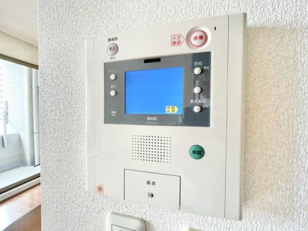 ローレルコート放出