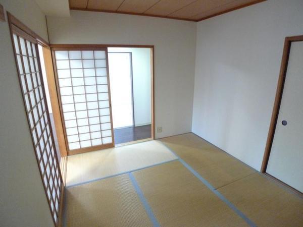 ロイヤル山崎