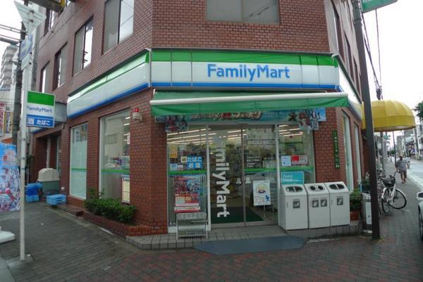 メゾンフロマージュ関目(ファミリーマート関目三丁目店)