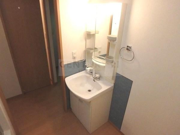 大阪市城東区新喜多東１丁目のアパート