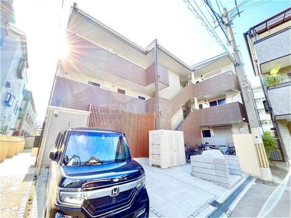 ラージヒル鶴見緑地