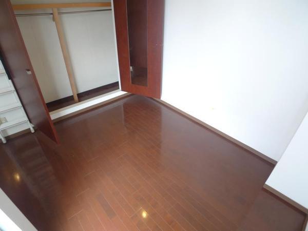 Ｗ.Ｏ.Ｂ.ＦＵＫＵＳＩＭＡ