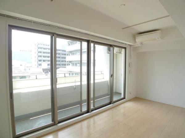 レジュールアッシュ梅田ＷＥＳＴ