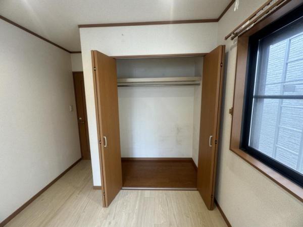 吉野１丁目貸家