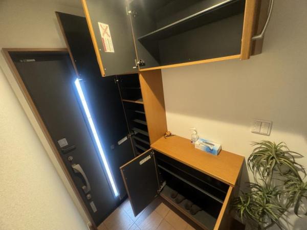 吉野１丁目貸家